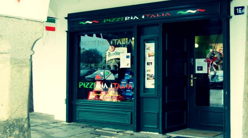 Penzion Pizzeria Telc Telč Exterior foto